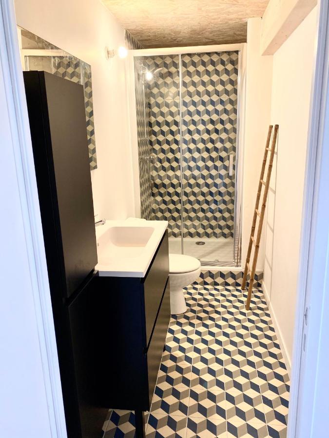 Les Chambres Tropeziennes Sanary-sur-Mer Kültér fotó