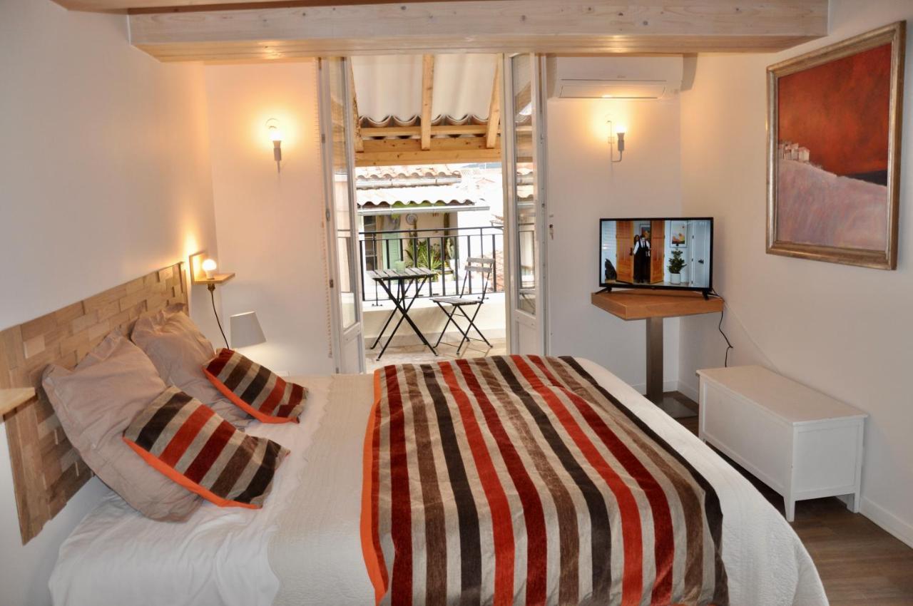 Les Chambres Tropeziennes Sanary-sur-Mer Kültér fotó